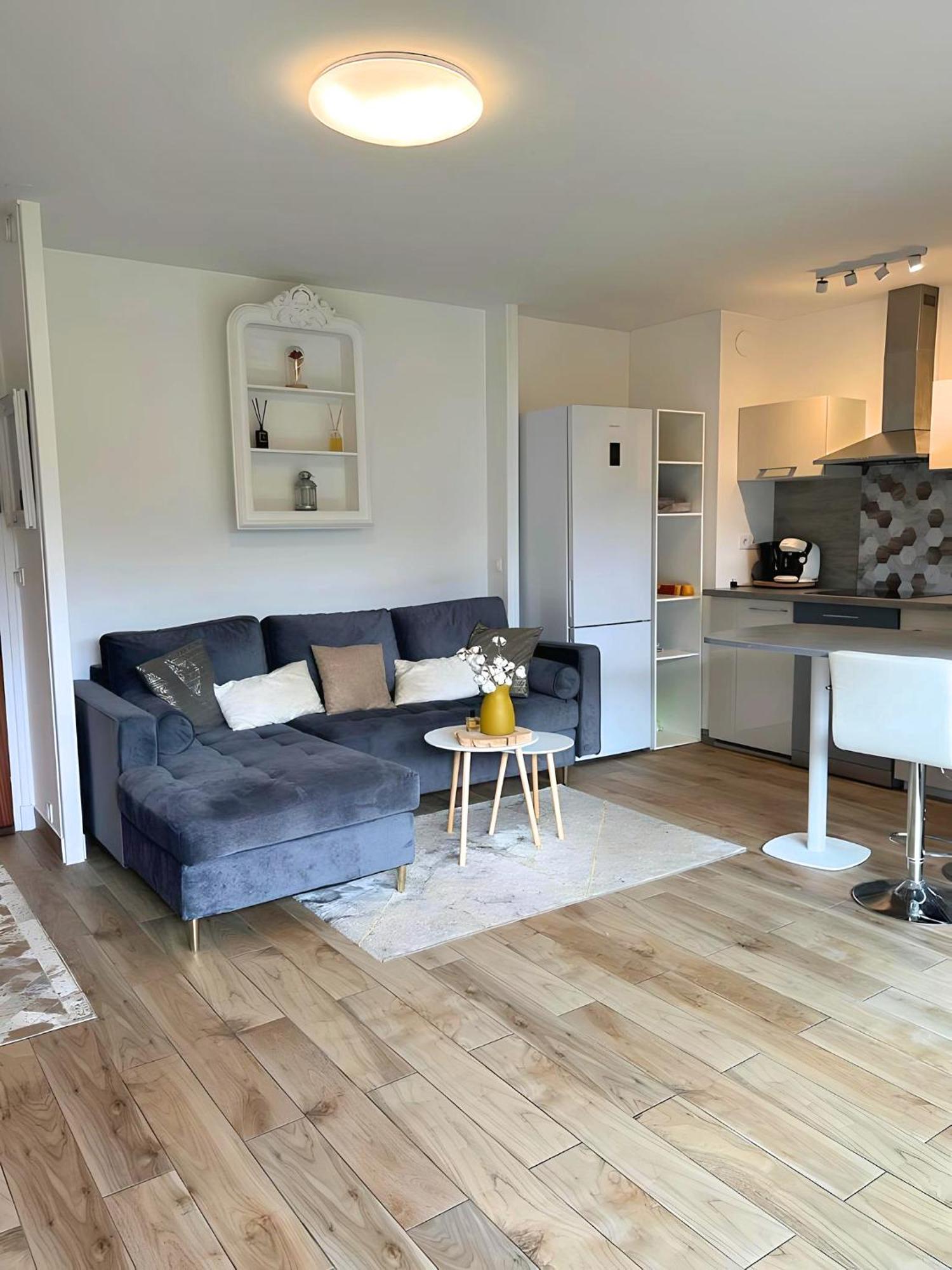 Appartement Avec Jardin Prive - 2 A 4 Voyageur Chaville Exterior foto